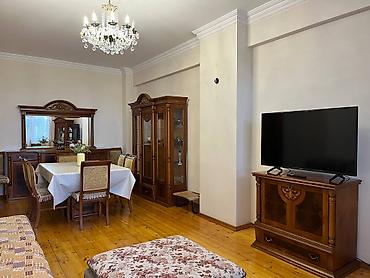 8-ci kilometr, 2 otaqlı, Yeni tikili, m. Neftçilər, 90 kv. m