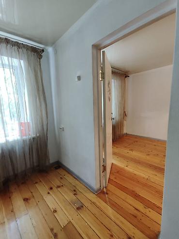 9мкр: 2 комнаты, 42 м², 9 мкр Индивидуалка, 2 этаж, Старый ремонт — 5