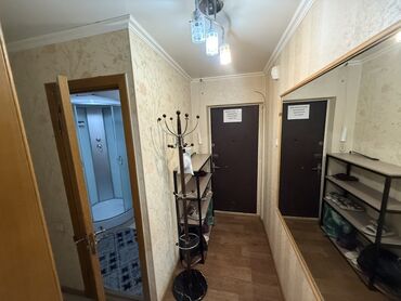сдаю кабинет в джале: Сдаю Офис, 60 м², 1 линия, С отдельной кухней