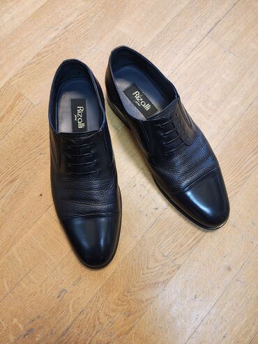 ботильоны без каблука: Rizalli kişi klassik ayaqqabısı. 230 manata alınıb cəmi bir dəfə 2