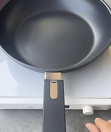 smeg: Сковородка WMF. 28 см с крышкой и 20 см без крышки 24 см с крышкой — 7