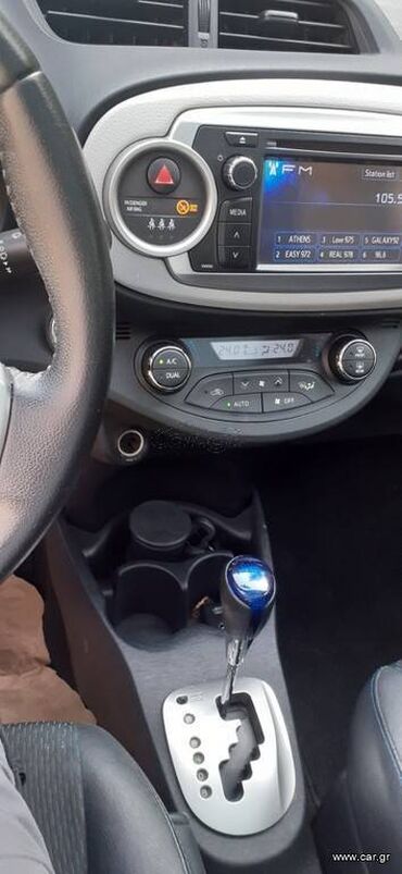 Toyota: Toyota Yaris: 1.5 l. | 2013 έ. Χάτσμπακ — 3