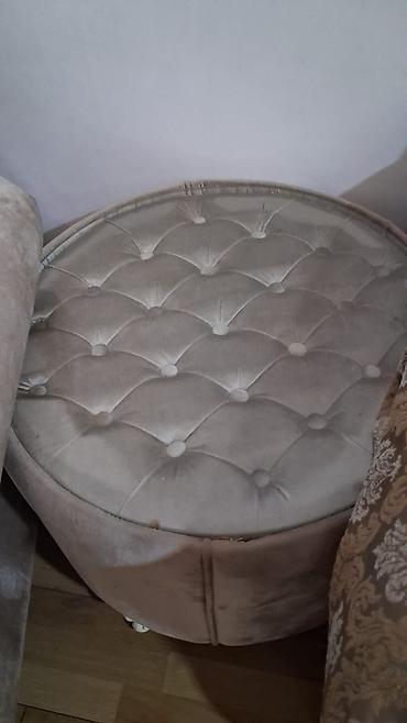 jurnalin masa: İşlənmiş, Klassik divan, Qonaq otağı üçün, Açılan — 6