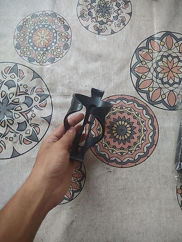 Велоаксессуары: Tek butulka 5 manatdi tek butulka tutacagi ise oda 5manatdir iksi bir — 3