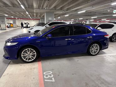 Toyota: Toyota Camry: 2018 г., 2.5 л, Автомат, Гибрид, Седан