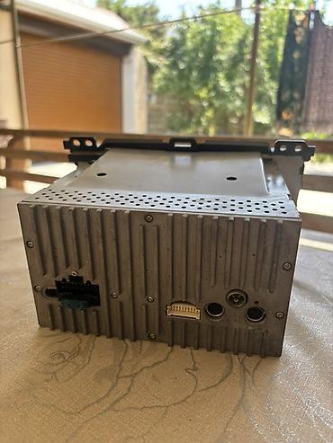 Monitorlar: Toyota Land Cruiser Prado 2006 modelindən sökülmüş orijinal monitor — 3