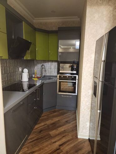 Uzunmüddətli kirayə mənzillər: Xetai metrosu Park Azure-da mənzil kirayə verilir. Mərtəbə 21/7. Ümumi — 8