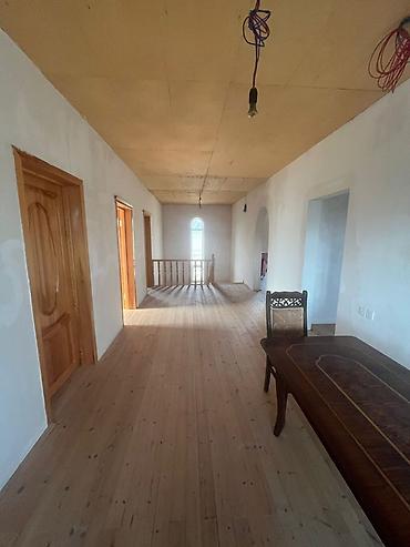 Həyət evləri və villaların satışı: 2 mərtəbəli daş tikili həyət evi - Tikinti materialı: qalın çay/şəhər — 18