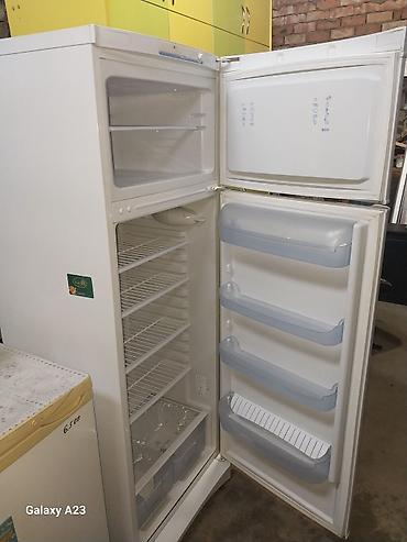 Холодильники: Холодильник Indesit, Двухкамерный — 4