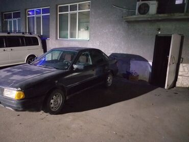 аванте 1: Audi 80: 1990 г., 1.8 л, Механика, Бензин, Седан