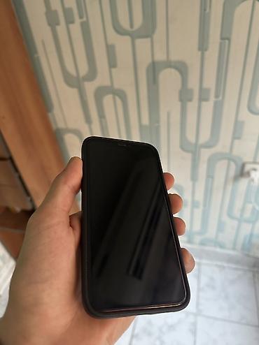 apple ipad 13: IPhone 11 Pro, 256 GB, Simsiz şarj, Face ID, Barmaq izi — 2