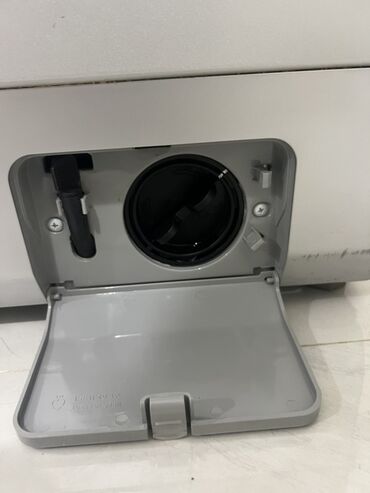 Paltaryuyan maşınlar: LG paltaryuyan maşın – 6 kq İdeal vəziyətdədir. Çürüyü pası yoxdu — 6