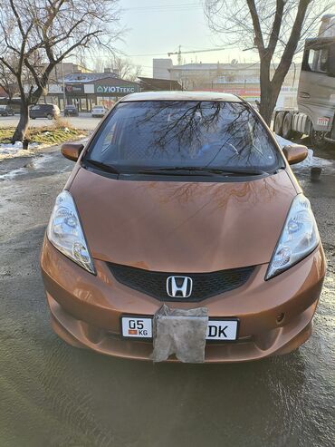 Honda: Honda Jazz: 2010 г., 1.5 л, Автомат, Бензин, Бус