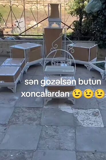 xonça satışı: Gülü bezedilmiş sade Xonçalarda satişi mövçutdur vp