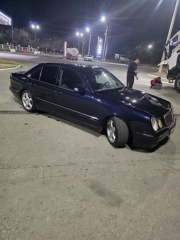 byd sealion 7: Mercedes-Benz E-Class: 2001 г., 4.3 л, Автомат, Бензин, Седан — 4