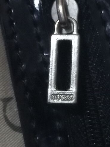 Torbe: Torba za rame, Guess, Materijal: Lakovana koža — 4
