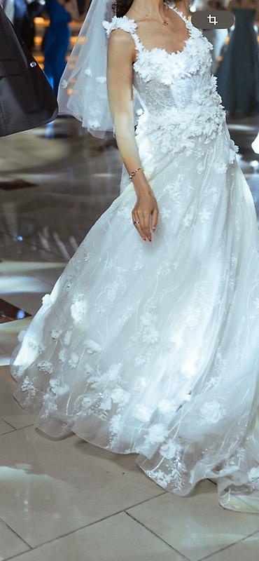 Donlar: Bu gözel bəxt gətirən Pronovias firmaya məxsus gəlinlik satılır — 9