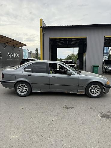 вмб е36: BMW 3 series: 1991 г., 1.8 л, Механика, Бензин, Седан — 2