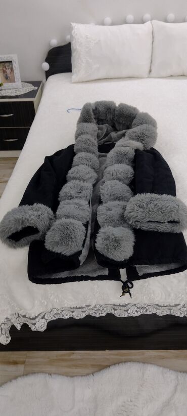 zenske zimske jakne cena: One size, Jednobojni