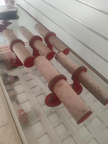 şüşe vitrin: Zərgərlik və saat üçün vitrin stendi dəsti - 3 səviyyəli, silindrik — 1