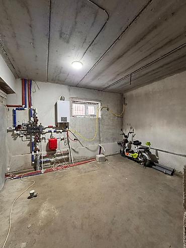 Продажа коттеджей и домов: Продаётся современный таунхаус общей площадью 278 м². Дом почти готов — 24