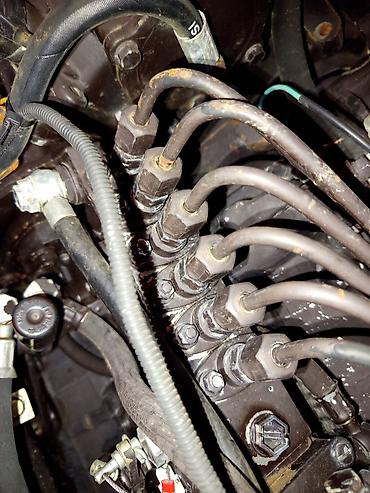 Traktorlar: Belarus 1221.2 traktor - Güc sinfi: 120 a.g. səviyyəsi (6 silindrli — 3