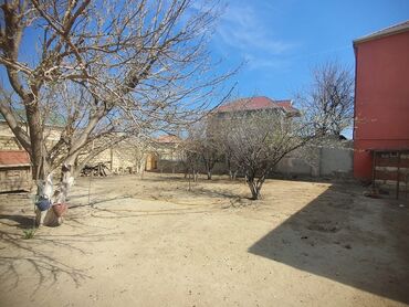 Həyət evləri və villaların satışı: 6 otaqlı, 400 kv. m, Təmirsiz — 4