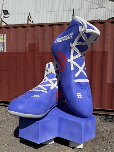 Другие услуги: Скульптуры из пенопласта | Бутафория | Муляжи | Роспись стен Ищете — 2