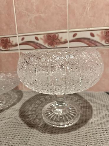 Qab-qacaq və mətbəx ləvazimatları: Kəsilmiş naxışlı xrustal Çexiya istehsali olan meyvə qabı 1 ədəd - — 2