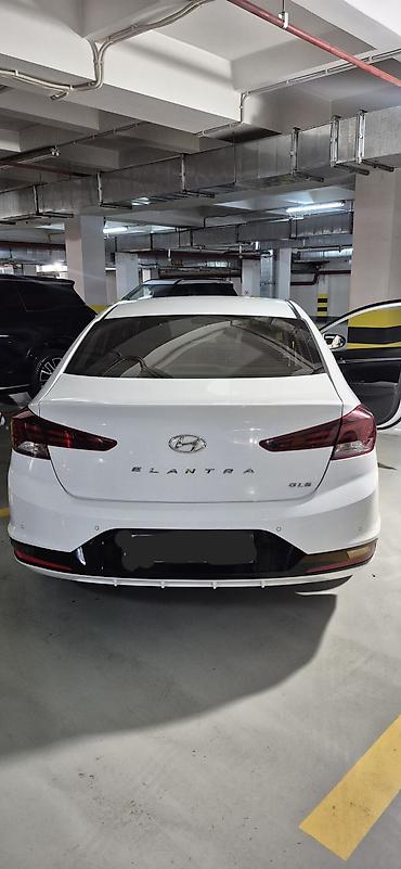 Hyundai: Hyundai Elantra: 1.6 l | 2019 il Sedan — 1