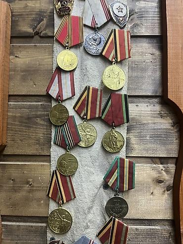 loto satisi: SSR dövrünə aid orden və medallar kolleksiyası bir ədədi 180 azna — 2