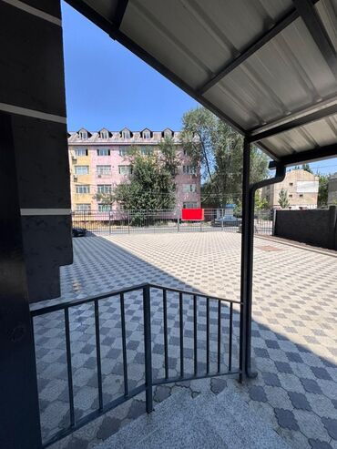 продаются дома село ленинское: 1 комната, 35 м², Индивидуалка, 4 этаж, Евроремонт