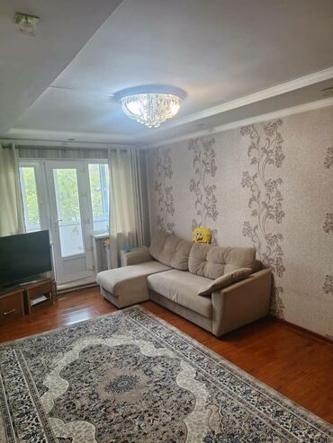 Продажа квартир: 3 комнаты, 60 м², 103 серия, 4 этаж, Косметический ремонт