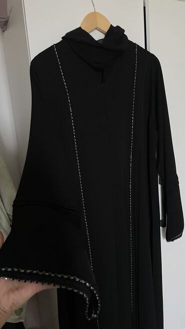 длинное черное платье: Вечернее платье, Классическое, Длинная модель