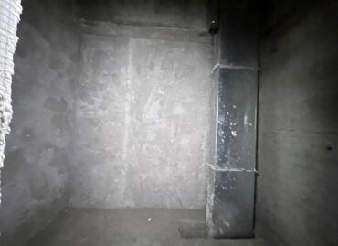 квартиры кок жаре: 1 бөлмө, 50 кв. м, Элитка, 2 кабат, ПСО (өзү оңдоп түзөтүп бүтүү үчүн)