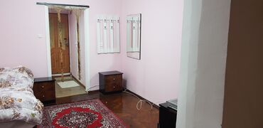 продажа квартира: Nərimanov metrosunun yani Nenemin tendiri 45 N mektebin yani 4