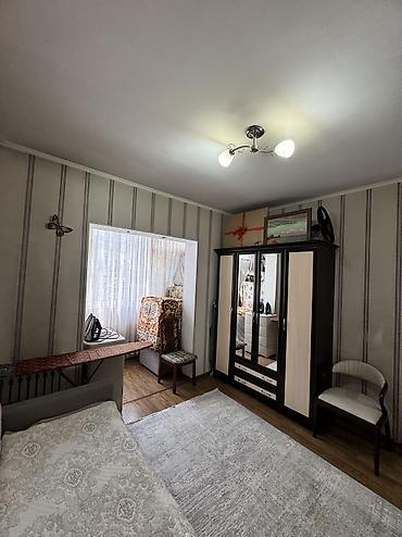 ошском рынке: 2 комнаты, 48 м², 105 серия, 2 этаж, Евроремонт — 2