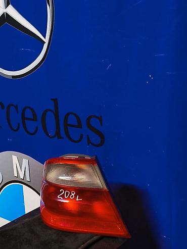 208: Задний левый стоп-сигнал Mercedes-Benz 2000 г., Б/у, Оригинал, Япония — 1