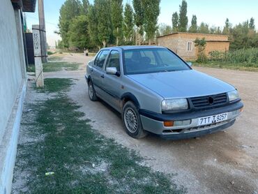 фольксваген поло 3: Volkswagen Vento: 1993 г., 1.8 л, Механика, Бензин, Седан