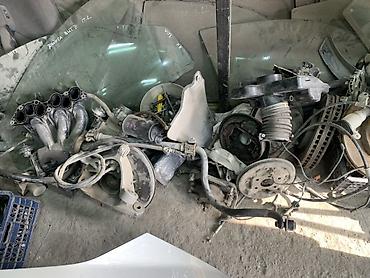 Автозапчасти для Toyota Vitz/Yaris (указаны на стеклах: Vitz, Vitz FR