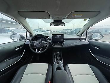 Toyota: Toyota Corolla: 2021 г., 1.8 л, Вариатор, Гибрид, Седан — 19