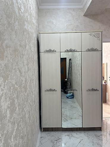 Dolablar: Dolab – Masazır - Qiymət: 120 AZN - Model: 3 qapılı şkaf, orta — 1