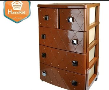 Komodlar: Yeni, Güzgüsüz — 25