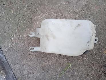 flasencug 3 tone: POSUDA TECNOSTI ZA ALFA ROMEO 147 | posuda za tecnost vetrobranskog — 1