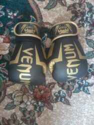 человек груша купить: Boks əlcəyi Təzədir 12 razmer 35 AZN Məhsul təsviri: - Brend: Venum at lalafo.az человек груша купить: Boks əlcəyi Təzədir 12 razmer 35 AZN Məhsul təsviri: - Brend: Venum