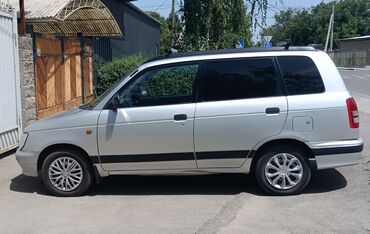 разрочка машина: Daihatsu Gran Move: 2000 г., 1.6 л, Автомат, Бензин, Универсал