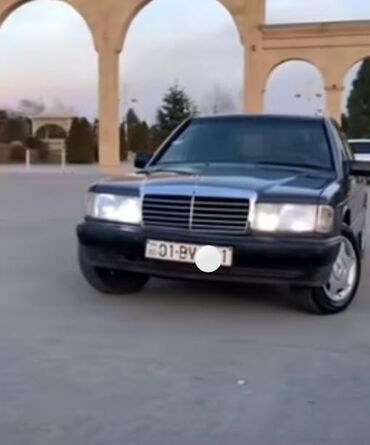 ayaqqabı dəri 39 r: Mercedes-Benz 190: 2 l | 1992 il Sedan