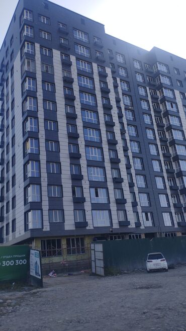 суточный квартира бишкек политех: 1 бөлмө, 50 кв. м, Элитка, 2 кабат, ПСО (өзү оңдоп түзөтүп бүтүү үчүн)