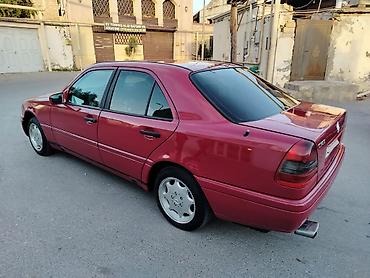 Mercedes-Benz: Mercedes-Benz C-Class: 1.8 l | 1995 il Sedan — 3