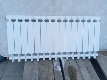 Radiatorlar: İşlənmiş Seksiyalı Radiator Maranello, Ünvandan götürmə, Pulsuz çatdırılma, Ödənişli çatdırılma, Ödənişli quraşdırma, Zəmanətli, Kredit yoxdur